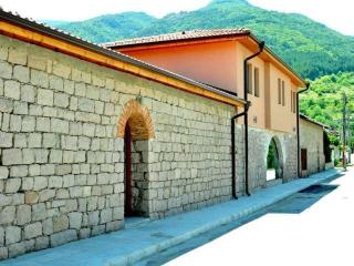Yustina VIllas Къща за гости - 0