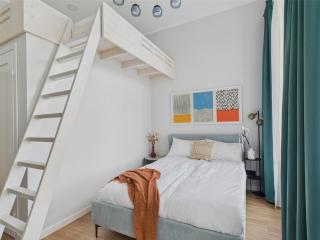 Airy Loft Nestled in Old Town - Riga - 5