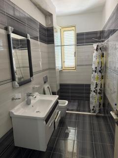 Likaj rent home - Valona - 6
