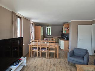 Helle, gemütliche Gästewohnung im Haus Zur Wartburg - Riesa - 7