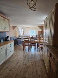 Helle, gemütliche Gästewohnung im Haus Zur Wartburg - Riesa - 1