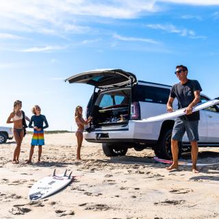 Watermen's Cabana 2B - 2-bedroom, 1-bathroom apartment - Walk to beach and access to REAL Watersports - Waves - 5