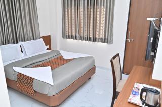 Hotel Sai Sneha - Shirdi - 9