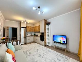 Уютная двухкомнатная евро трешка на Туране - 5