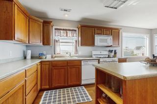 Crescent City Beach House - 1