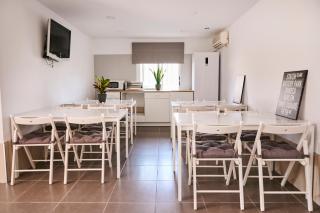 V Pension & Suites - Burriana - 8