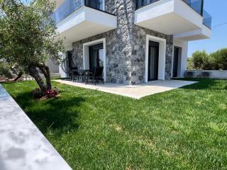 Hasi Suites Two Bedroom - Nea Moudania - 2