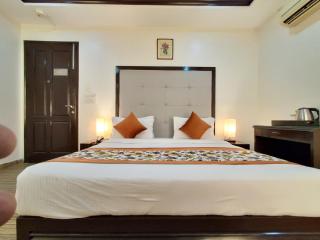 Hotel Veer Palace Safdarjung Near Bhikaji Cama Place - Neu-Delhi - 0