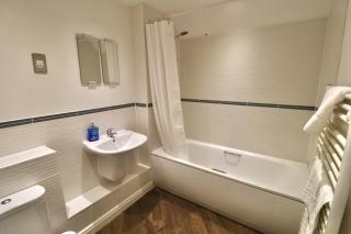 Ascot Four Bedroom House With Garden - Ascot - 1