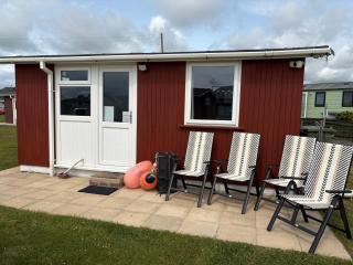 Modern Funky Private Chalet at the Beach - Tywyn - 9