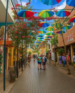Salt Air & City Vibe Awaits! Just Minutes to Beach - San Felipe de Puerto Plata - 9