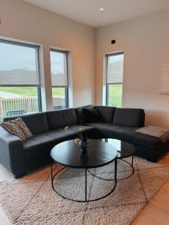 Modern Haug Retreat, Brand New Apartment from 2024 - Storeidet - 4