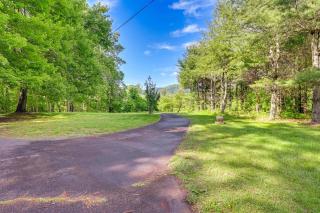 Fish, Hike and Unwind Remote Home in Ararat! - Ararat - 9