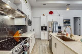 This Way to Paradise - 1