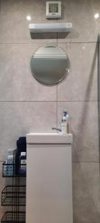 Private bedsit at Newcastle - Galway - 6