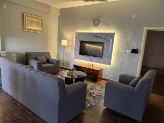 Rain Forest Cottage - 8