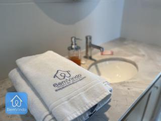 Refúgio Perfeito: Apartamento Equipado Vista Mar - Salvador - 7