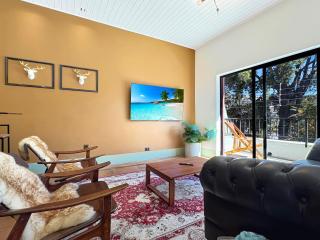 Shopping Center Fast WiFi Balcony Home Office - Campos do Jordão - 3