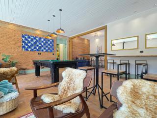 Shopping Center Fast WiFi Balcony Home Office - Campos do Jordão - 2