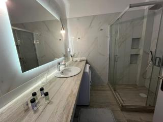 Aelia Cycladιa Paros - - 4