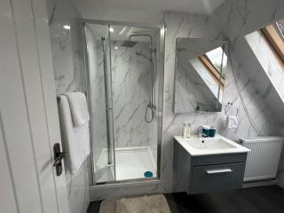 A Lovely and Cosy Studio Apartment - Navestock - 1