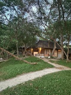 The Rocks Beach Bungalows - Kilindoni - 3