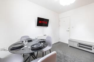Gated Parking l Central 2bd flat - Coventry - 4