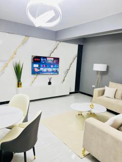 Stylish 2 BR Masaki Retreat with POOl & GYM - Dar es Salaam - 9