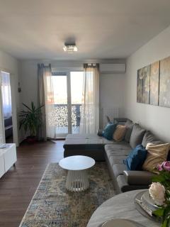 Dream Apartment VG - Free Transport From Airport - Velika Gorica - 0