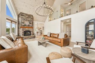 Driftwood Luxe Lakefront Retreat - Tobermory - Tobermory - 4