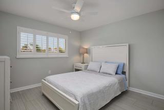 Gorgeous Spanish Cay Residence Steps to Beach - Sanibel - 2
