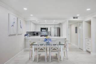 Sundial A208- Stunning Beachfront Residence at Sundial Sanibel - Sanibel - 5