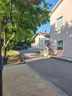 Guest House Surina - Rupa - 9