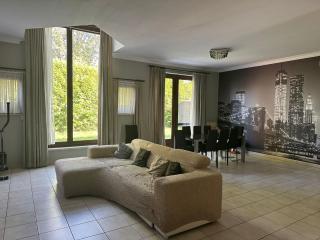 Beautiful 4 bedroom Villa close to Antwerp - Zwijndrecht - 7