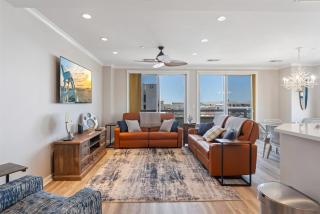 Residence 404 At The Grand - 9