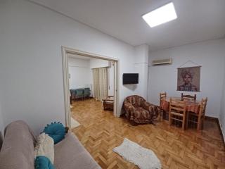 Spacious Apartment 2 minutes from Omonoia Metro - Atene - 7