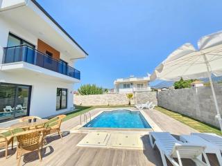Luxury Villa with Forest View in Yesiluzumlu - Fethiye - 9