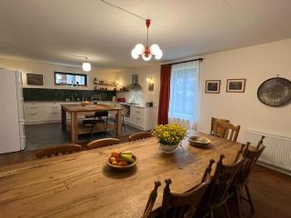 Mountain Guide House - Mestia - 8