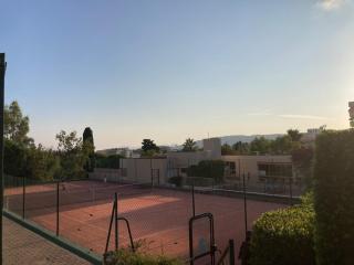 A 5 minutes du centre de Juan les pins et de la mer ! Appartement dans résidence avec piscine et terrain de tennis - Antibes - 5