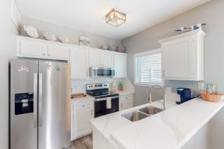 Leeward Isles 305 - Corpus Christi - 3