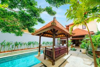Villa Leona Seminyak - 4