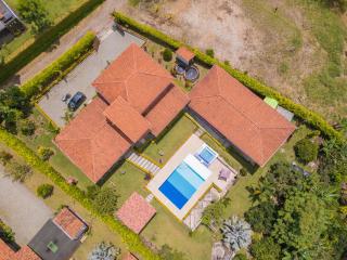 Casa Santa Rita - Tres Habitaciones - Montenegro - 6