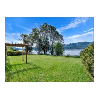 Youbou Lakefront Getaway Relax And Unwind - Youbou - 3