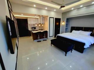 Dubai Guest House Karachi - Karachi - 1
