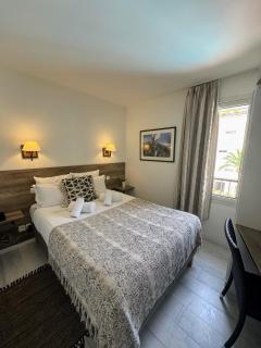 Antibes Port - Terrasse - Parking - Piscine - Antibes - 0