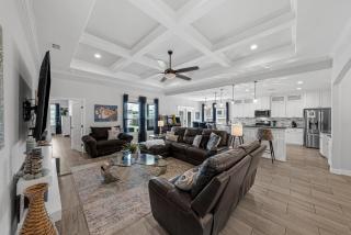 Regal Island Retreat - Flour Bluff - 6