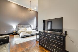 Boutique Studio Stay in the Heart of Marshall! - Marshall - 5