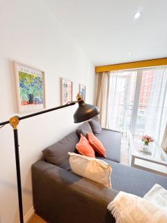 Family Stay London with Balcony in Battersea Power Station - Londra - 4