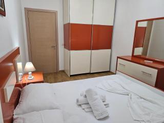 Bral Plepa - Two-Bedroom Apartment Beachfront - Durrës - 6