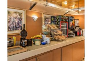 Travelers Inn By OYO US-441 - Douglas - 4